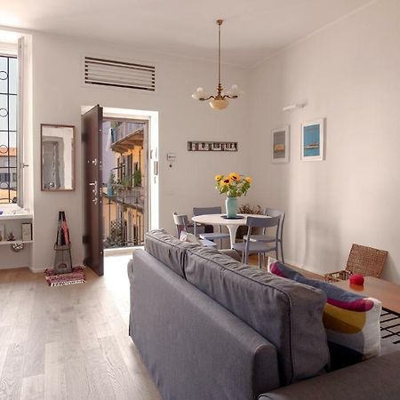 Casa Dela Apartment Милано Екстериор снимка