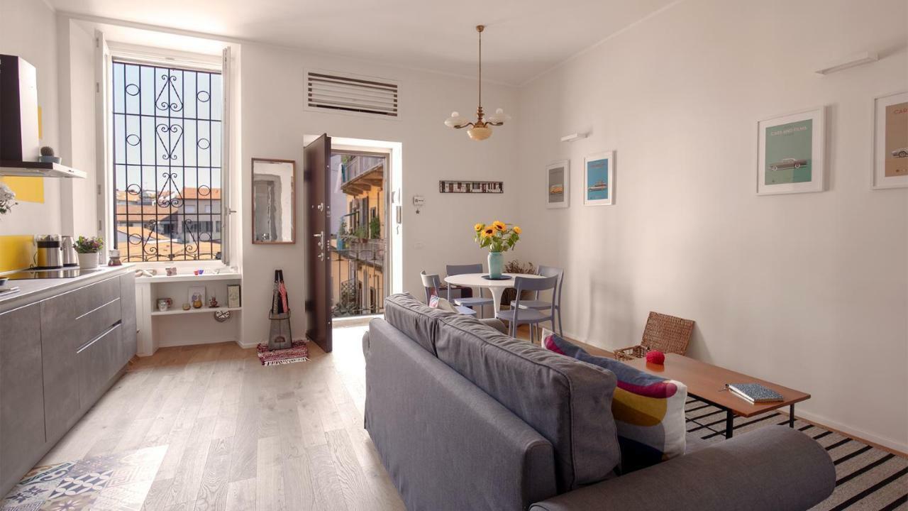 Casa Dela Apartment Милано Екстериор снимка