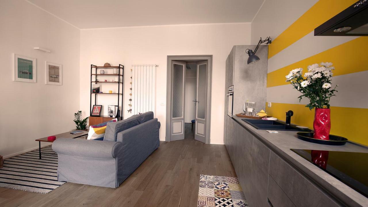 Casa Dela Apartment Милано Екстериор снимка